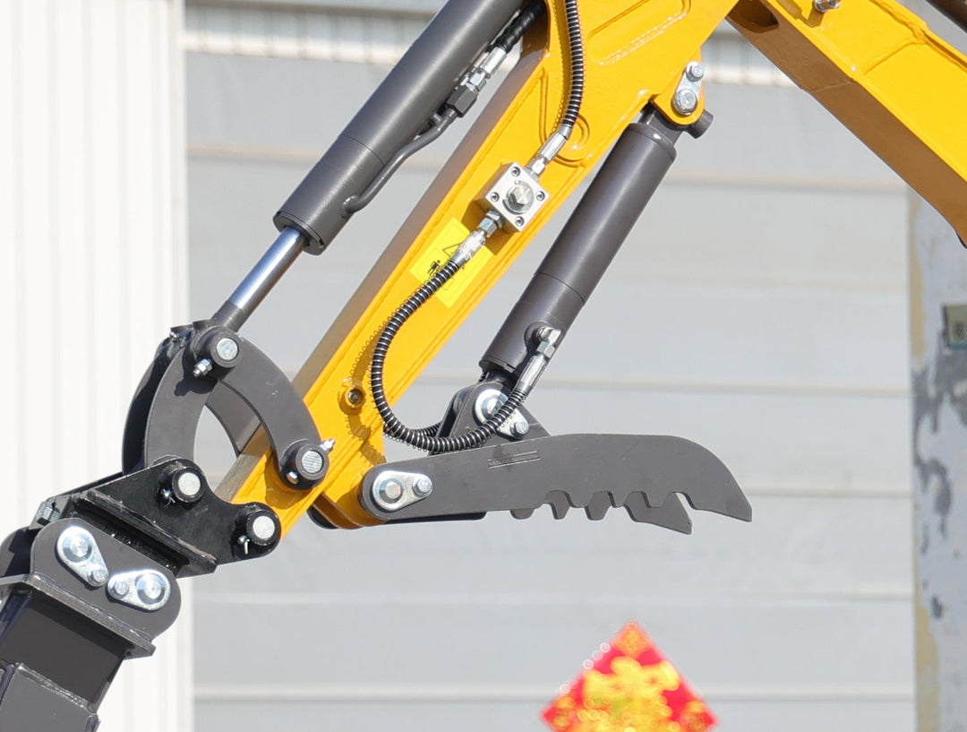 Buffalo B1000 / B1200 / B1800 - Hydraulic Thumb / Claw
