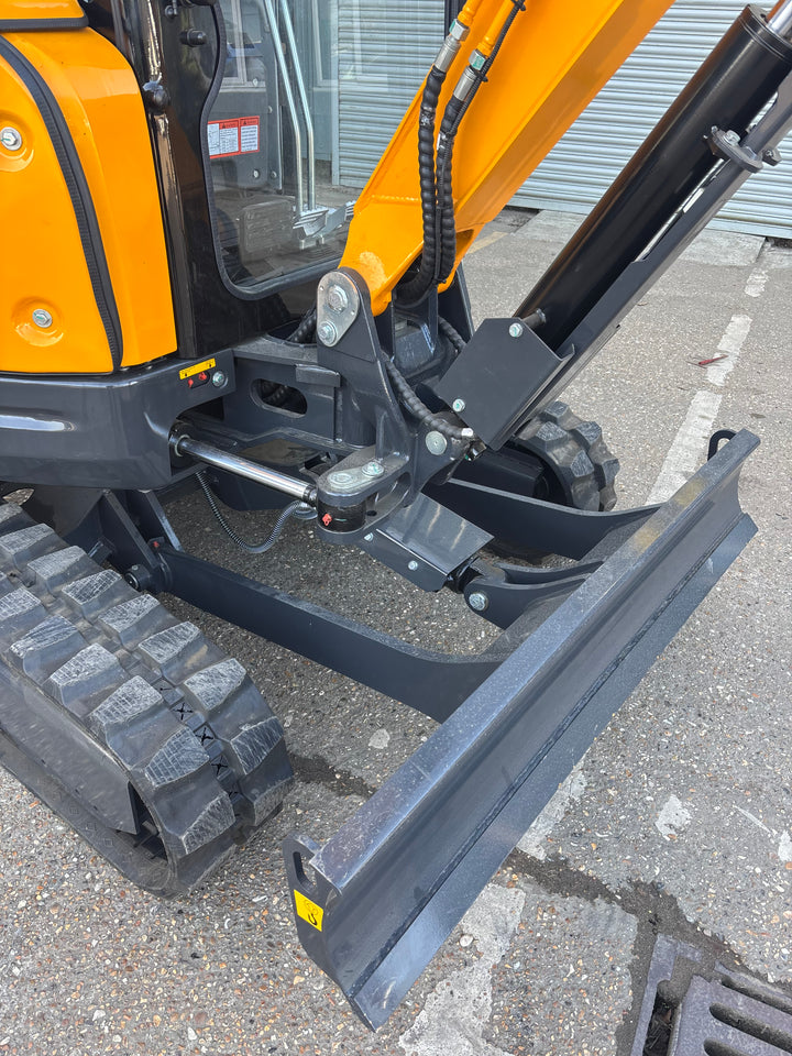 Buffalo B27-TN Mini Digger - 2.7 Tonnes