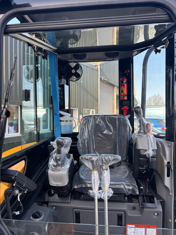 Buffalo B27-TN Mini Digger - 2.7 Tonnes