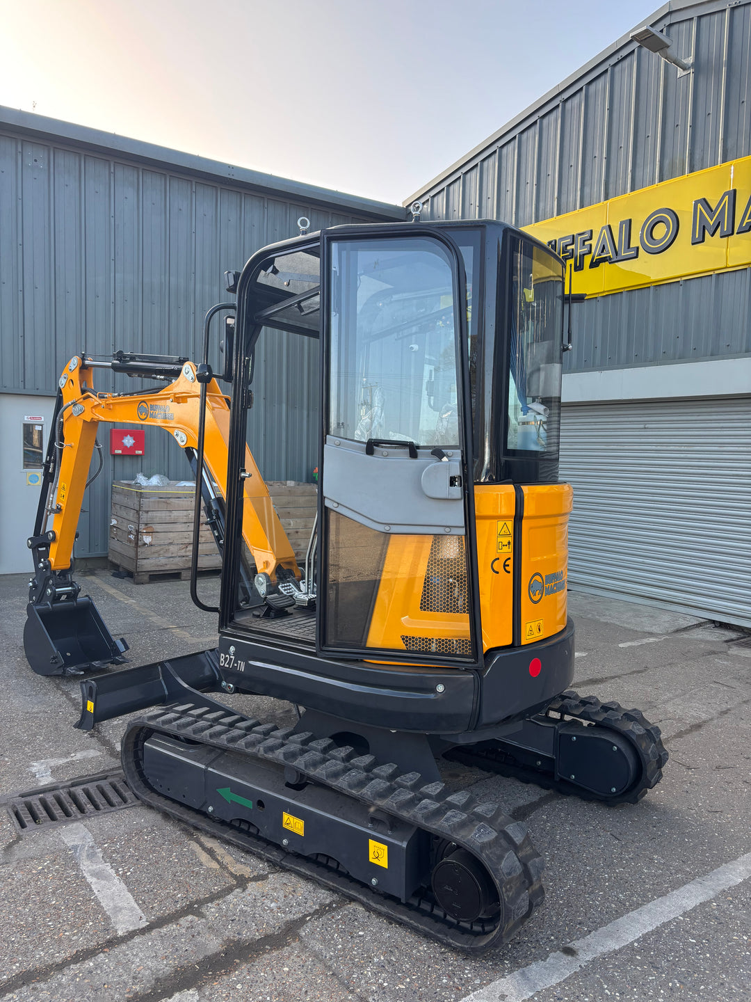 Buffalo B27-TN Mini Digger - 2.7 Tonnes