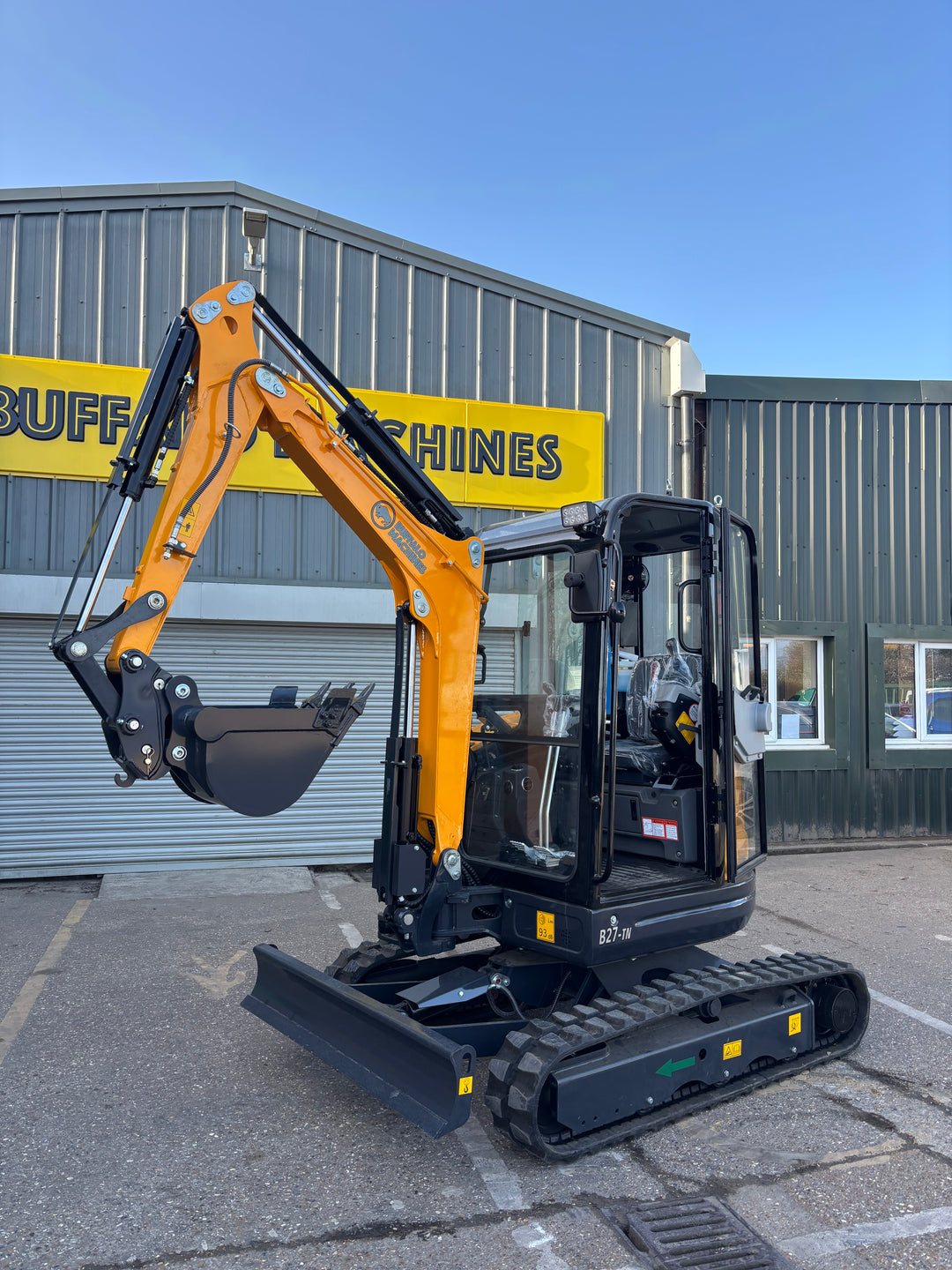 Buffalo B27-TN Mini Digger - 2.7 Tonnes