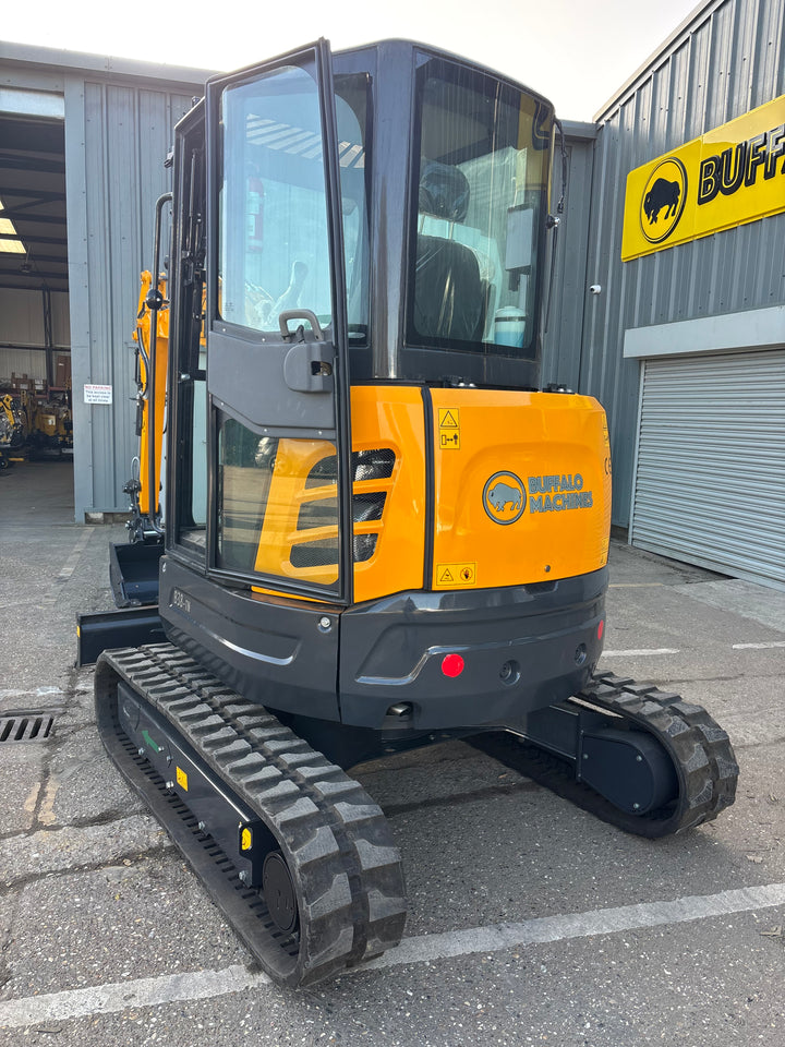 Buffalo B38-TN Mini Digger - 3.8 Tonnes