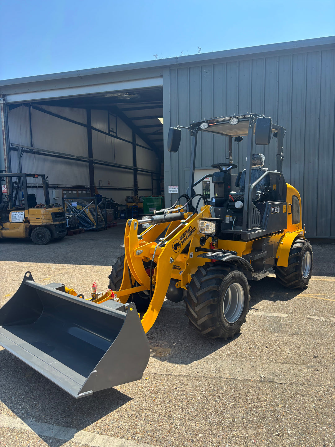 Buffalo WL5010 Wheel Loader
