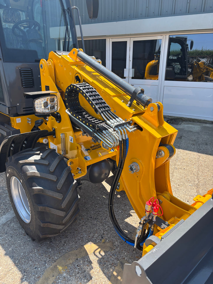 Buffalo WL5010-T Telescopic Wheel Loader